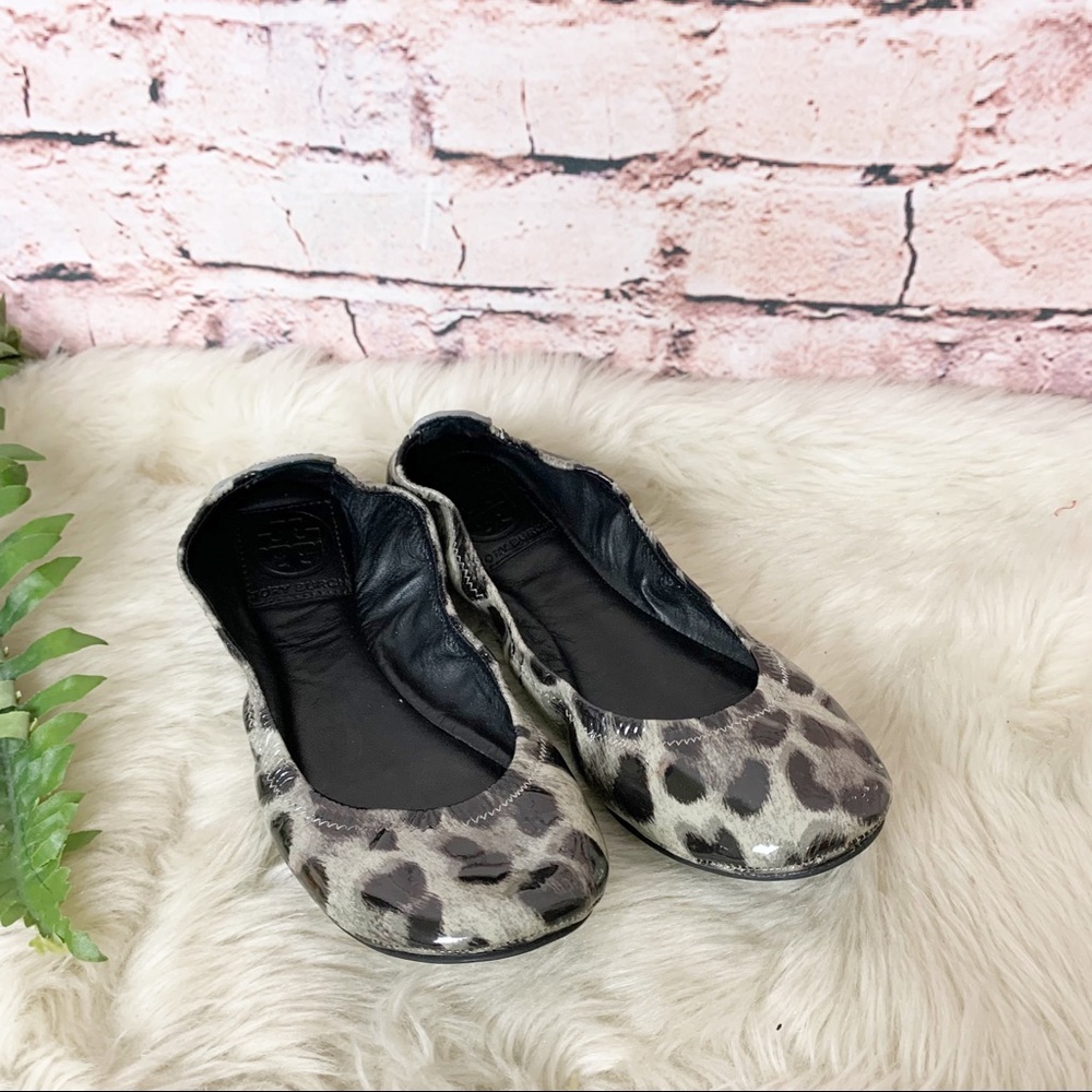 Tory Burch Eddie Snow Leopard Ballet Flats 6 - Picture 3 of 11